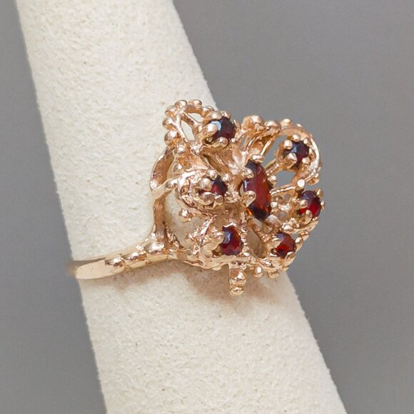 1970s 10k Gold Garnet Butterfly Cocktail Ring · Size 5.75 - Picture 3 of 13